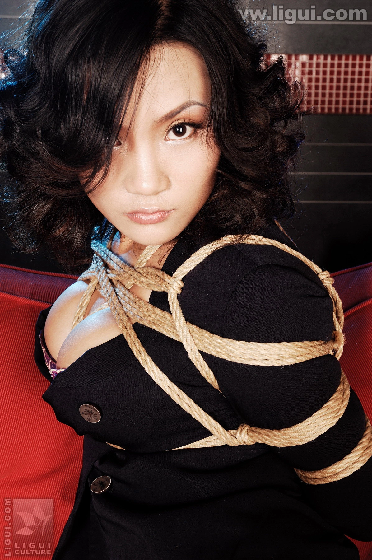 2010.04.02 被捆绑的梦幻镜头 model lucy 3