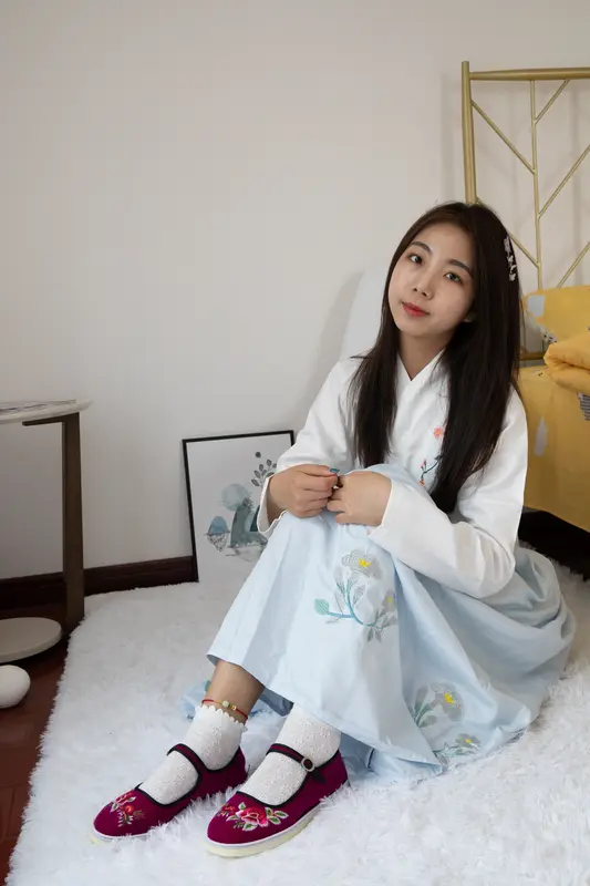 421英语课本第421章 - 物恋传媒
